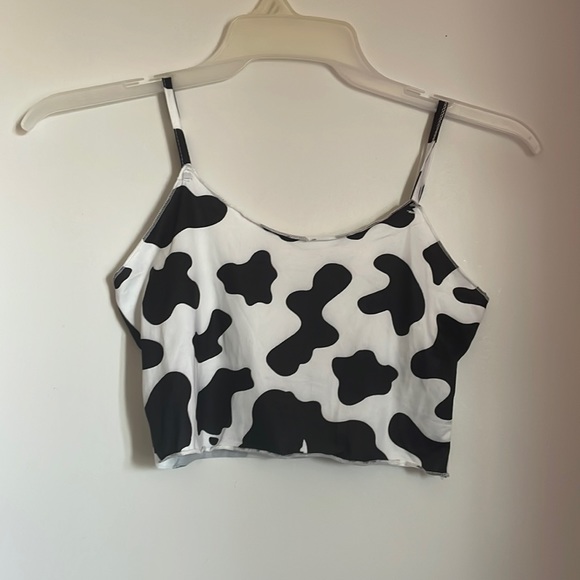Tops - cow print tank top